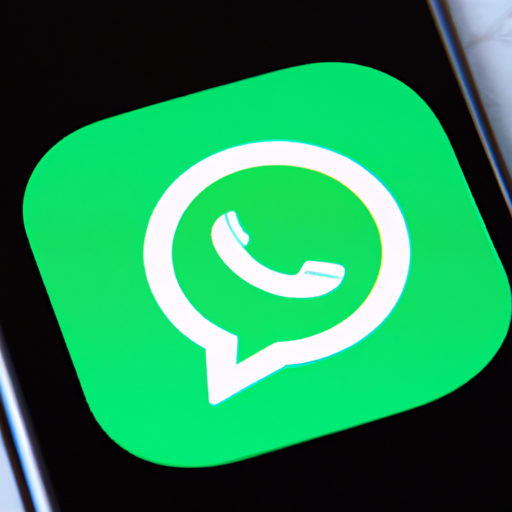תמונה של הלוגו והממשק של WhatsApp בסמארטפון